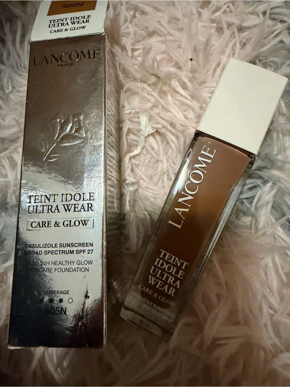 Lancome Teint Idole Ultra Wear Foundation - Deep Brown Shade with White Cap
